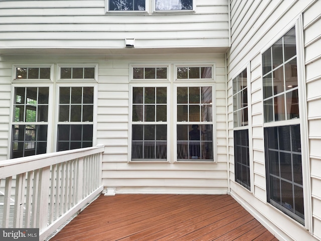 9120 Stonegarden Dr, Lorton, VA 22079 - view of deck