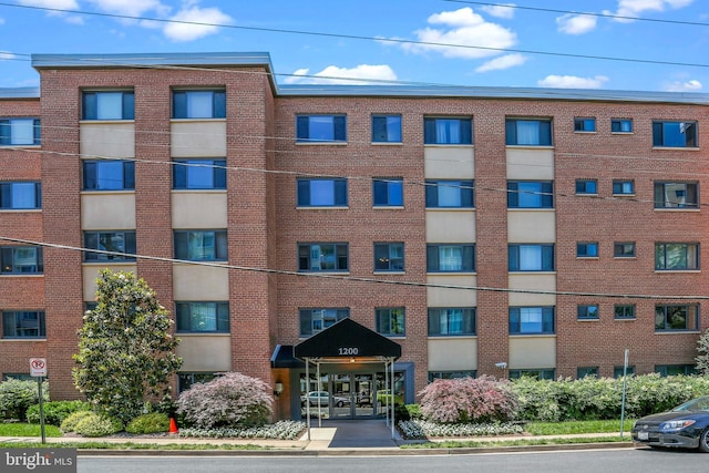 1200 S Arlington Ridge Rd Unit 314, Arlington, VA 22202 - view of apartment building / complex