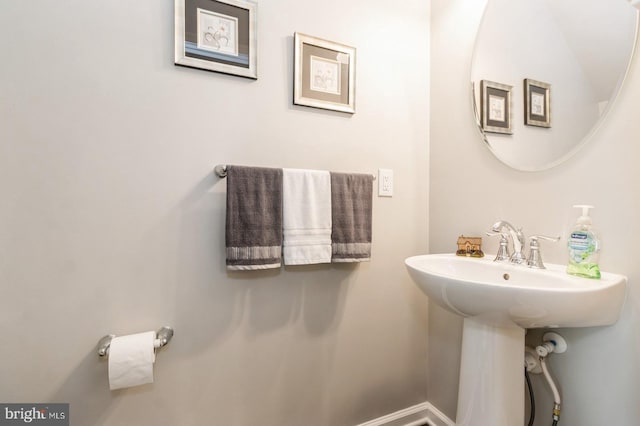 44 Heals Farm Rd, Burlington, NJ 08016 - bathroom with baseboards