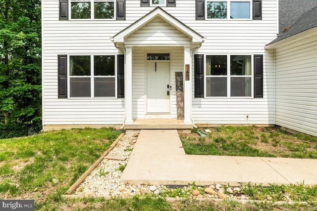 163 Hyde Park Ln, Charles Town, WV 25414 - doorway to property featuring a lawn