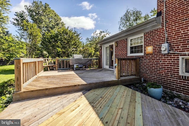 105 Lombardy Dr, Wallingford, PA 19086 - view of deck