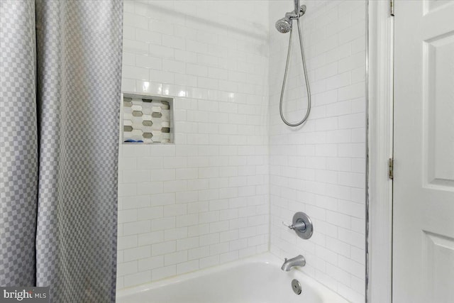 1209 Chapel Oaks Dr, Capitol Heights, MD 20743 - full bathroom featuring shower / bath combo