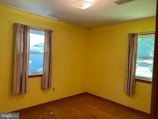 18 Bittersweet Dr, Hagerstown, MD 21740 - empty room with wood finished floors and baseboards