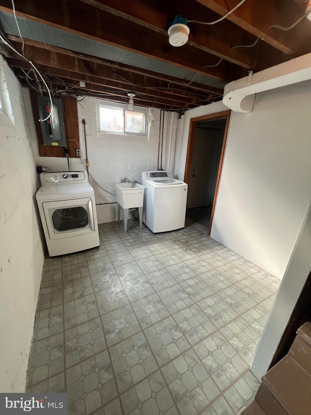 2108 26th St S, Arlington, VA 22206 - basement with electric panel and washing machine and clothes dryer