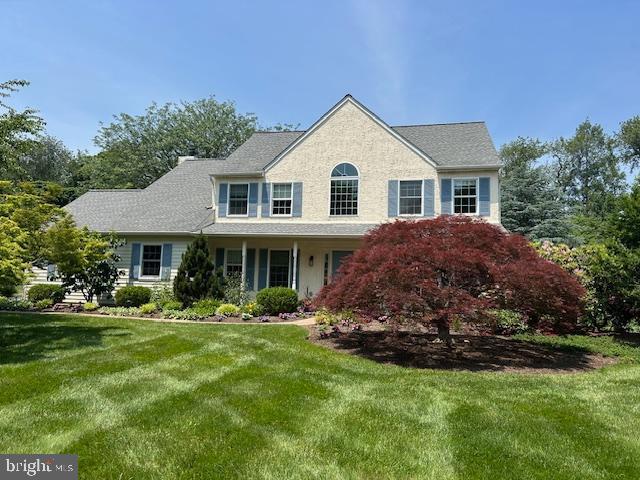 3781 Brookcroft Ln, Garnet Valley, PA 19060 - colonial home featuring a front yard