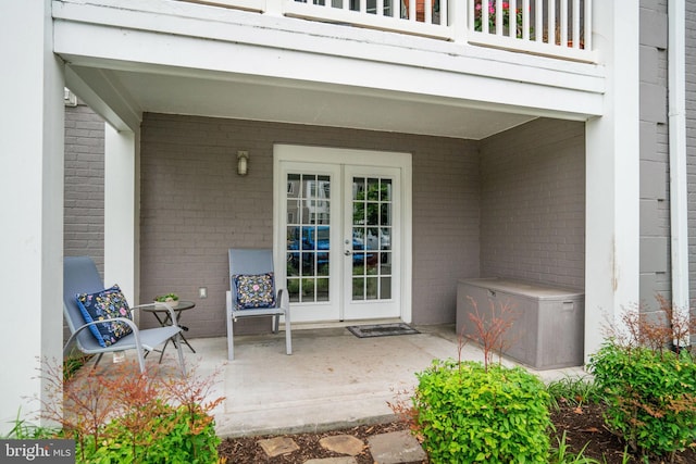 4149 S Four Mile Run Dr Unit 201, Arlington, VA 22204 - view of patio / terrace with french doors