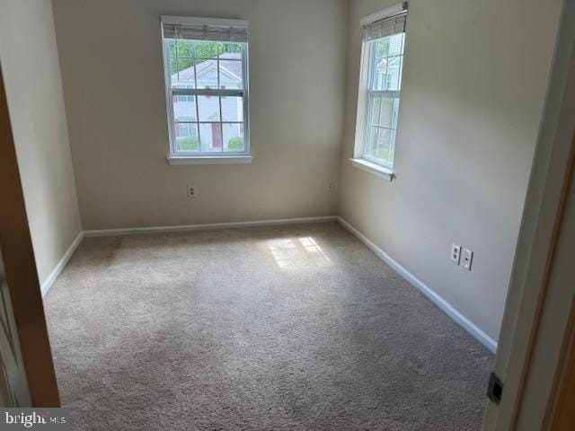 10024 Park Woods Ln, Burke, VA 22015 - carpeted empty room featuring baseboards