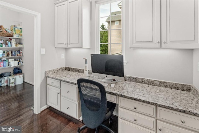 6808 Rehnquist Ct, New Market, MD 21774 - home office featuring dark wood finished floors and built in desk