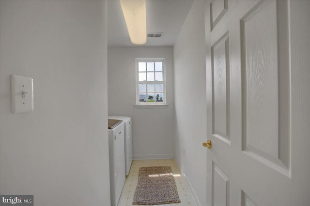 11516 Mystic Rock Ln N, Waynesboro, PA 17268 - laundry area with washing machine and dryer and baseboards