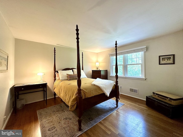 113 Sypherd Dr, Newark, DE 19711 - bedroom with wood finished floors and baseboards