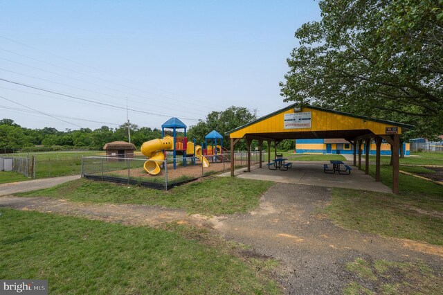 224 W Underwood Ave, West Deptford, NJ 08096 - communal playground with a gazebo