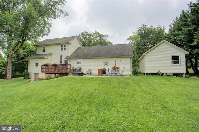 50 Valleyview Dr, Littlestown, PA 17340 - back of house with a wooden deck and a yard