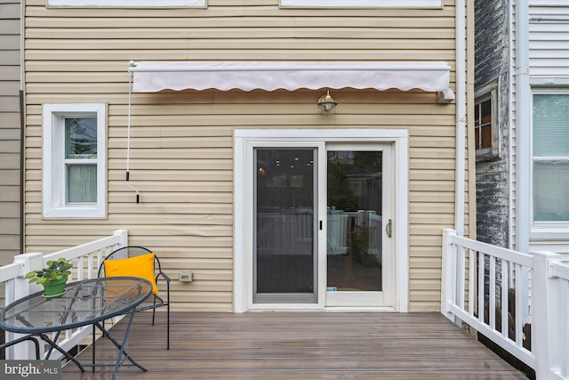 422 Hamilton St NW, Washington, DC 20011 - view of wooden deck
