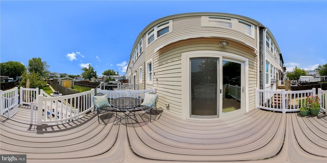 422 Hamilton St NW, Washington, DC 20011 - view of deck