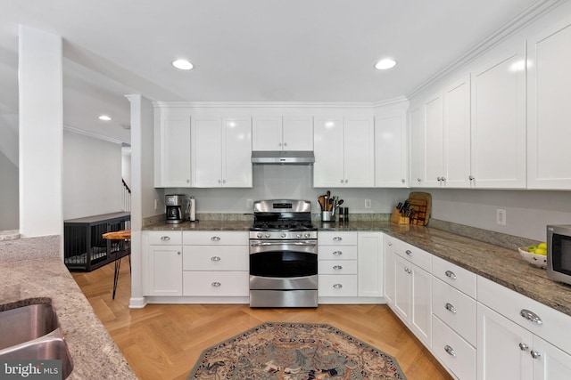 128 N Jay St, Middleburg, VA 20117 - kitchen featuring gas stove, under cabinet range hood, white cabinetry, stone countertops, and recessed lighting