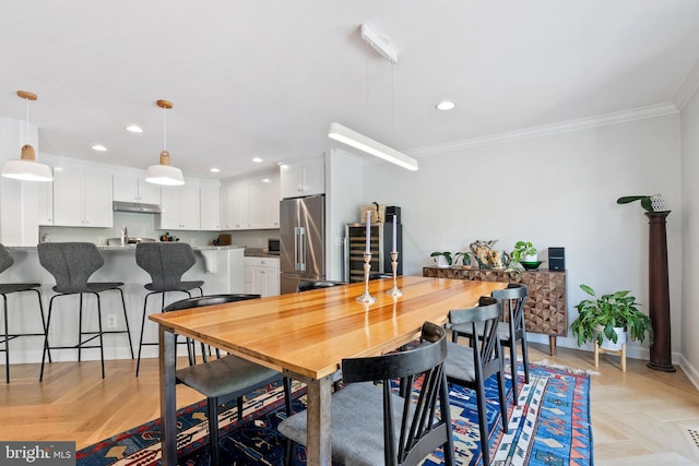 128 N Jay St, Middleburg, VA 20117 - dining space featuring crown molding, recessed lighting, and baseboards
