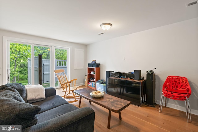 128 N Jay St, Middleburg, VA 20117 - living room featuring wood finished floors and baseboards