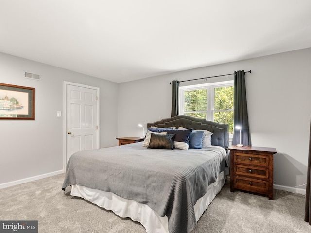 2762 Horseshoe Trl, Chester Springs, PA 19425 - carpeted bedroom with baseboards