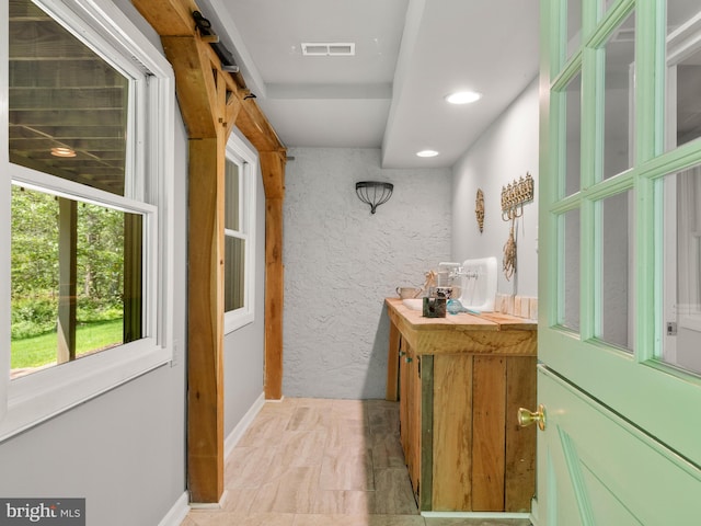 2762 Horseshoe Trl, Chester Springs, PA 19425 - bathroom featuring recessed lighting and a textured wall