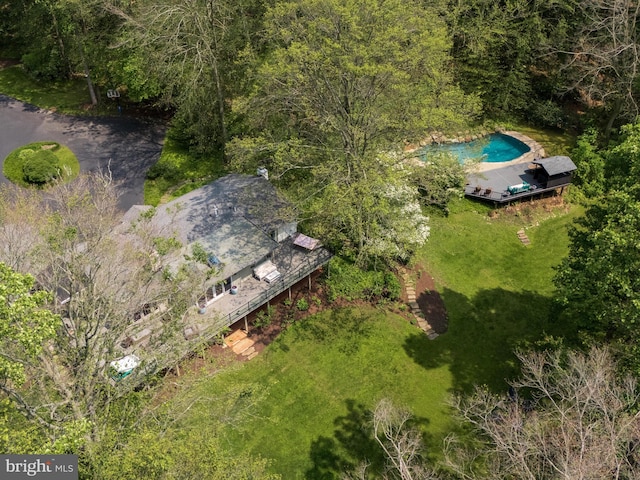 2762 Horseshoe Trl, Chester Springs, PA 19425 - bird's eye view of a pool area