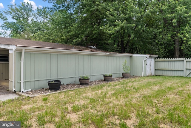 52 Golden Maple Ln, Maurertown, VA 22644 - view of side of home
