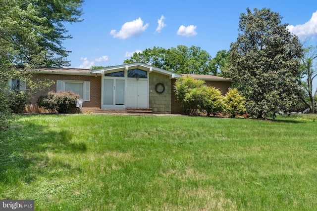 52 Golden Maple Ln, Maurertown, VA 22644 - view of front of home with a front yard and brick siding