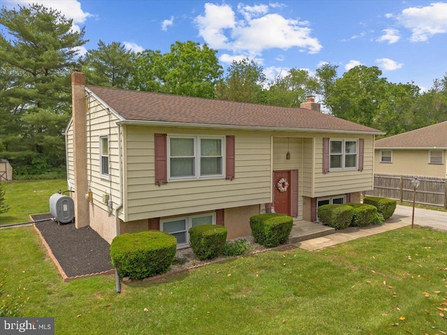 17 Bermuda Ave, Bridgeton, NJ 08302 - split foyer home with a chimney