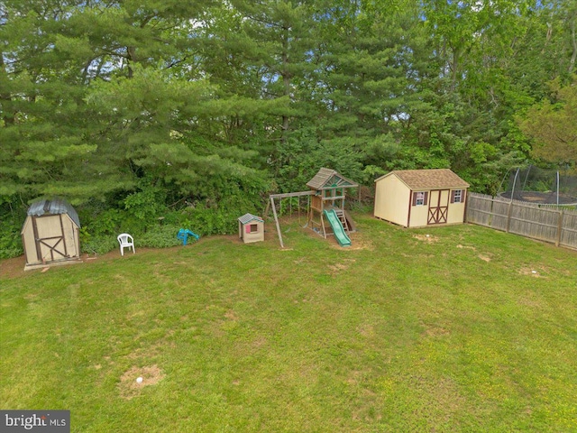 17 Bermuda Ave, Bridgeton, NJ 08302 - view of yard featuring a playground