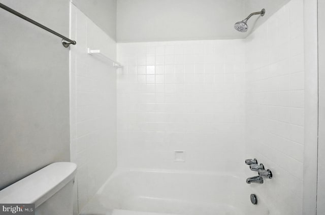 218 Locust St SE Unit 151, Vienna, VA 22180 - bathroom with shower / bathtub combination and toilet