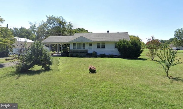 643 S Egg Harbor Rd, Hammonton, NJ 08037 - view of front of home featuring a front lawn