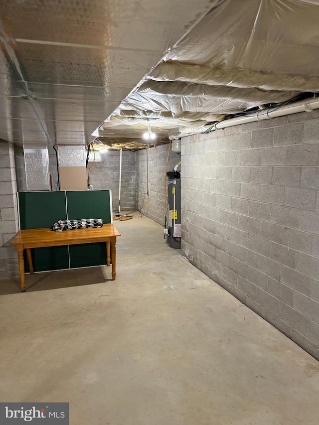3948 Laurel Run, Columbia, PA 17512 - unfinished basement featuring gas water heater