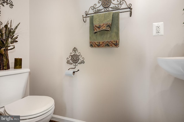 4784 Wermuth Way, Woodbridge, VA 22192 - half bathroom with toilet and baseboards