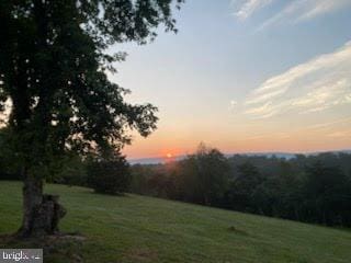 193 Chevy Ln, Berkeley Springs, WV 25411 - view of green lawn