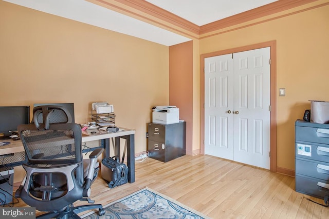 927 Brick Manor Cir, Silver Spring, MD 20905 - home office with wood finished floors and baseboards