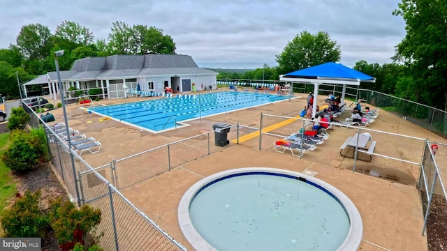 3204 Aquia Dr, Stafford, VA 22554 - view of community pool