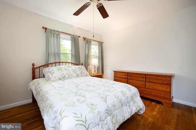 38 Gill Dr, Newark, DE 19713 - bedroom with baseboards, wood finished floors, and ceiling fan
