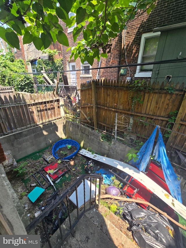 3951 N Delhi St, Philadelphia, PA 19140 - view of yard