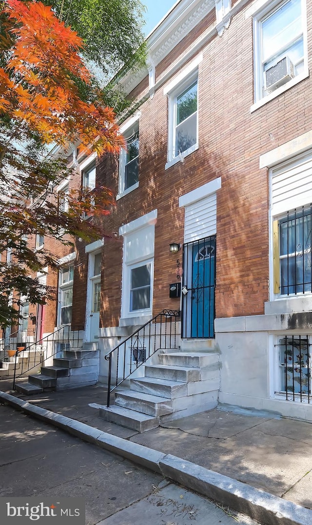 538 N Lakewood Ave, Baltimore, MD 21205 - townhome / multi-family property with brick siding