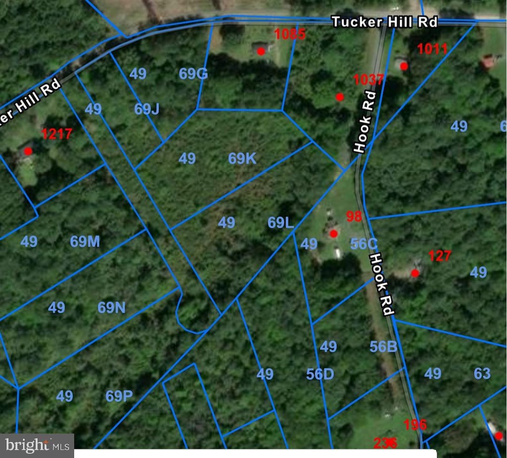 1037 Tucker Hill Rd, Hague, VA 22469
