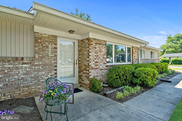10004 Farrar Ct, Cheltenham, MD 20623 - property entrance featuring brick siding