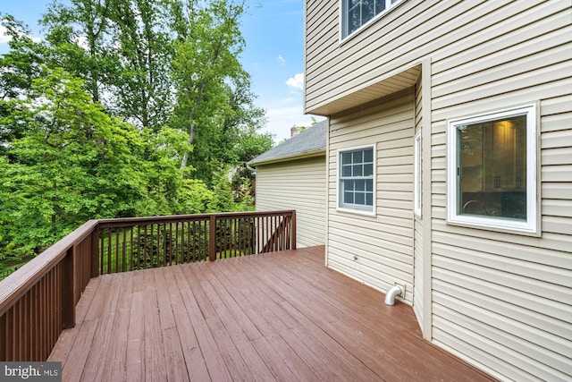 8 Lochwell Ct, Baltimore, MD 21234 - view of deck