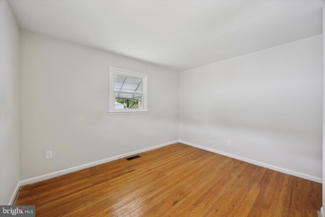 1069 Surrey Rd, Philadelphia, PA 19115 - unfurnished room with baseboards and light wood-style floors