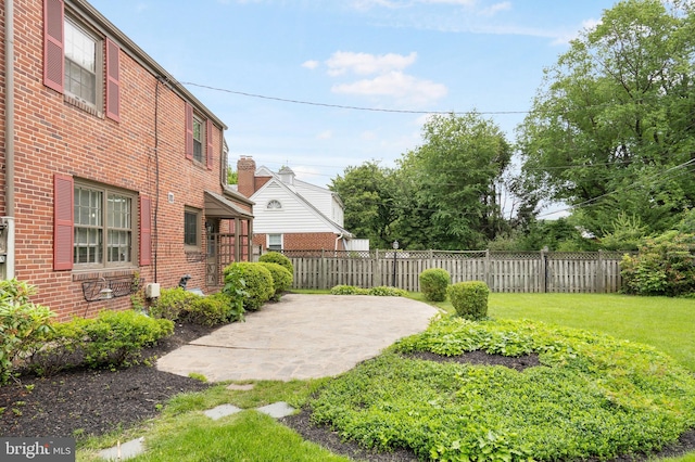 517 Worcester, Towson, MD 21286 - view of yard with a patio area