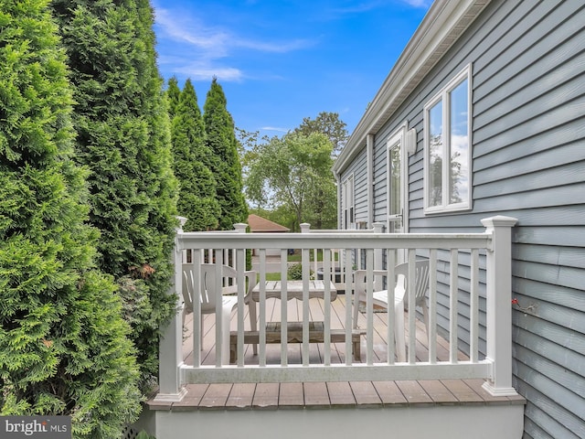 28 Sycamore Rd Unit 45, Manahawkin, NJ 08050 - view of wooden deck