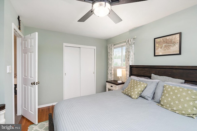 44 Rolling Ln, Hamilton, NJ 08690 - bedroom with wood finished floors, a closet, ceiling fan, and baseboards