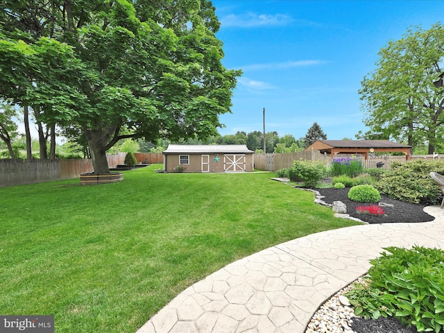 18 Alden Ln, Lebanon, PA 17042 - view of yard featuring an outbuilding