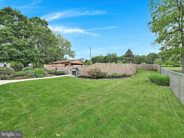 18 Alden Ln, Lebanon, PA 17042 - view of yard featuring a gazebo