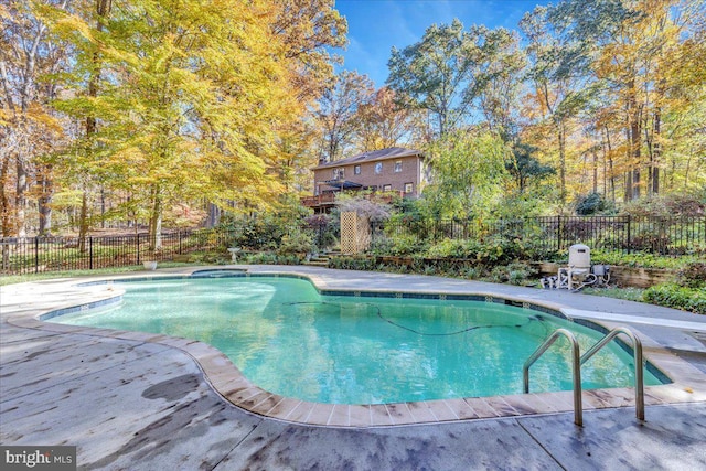 8150 Wolf Run Shoals Rd, Clifton, VA 20124 - view of pool with a fenced backyard