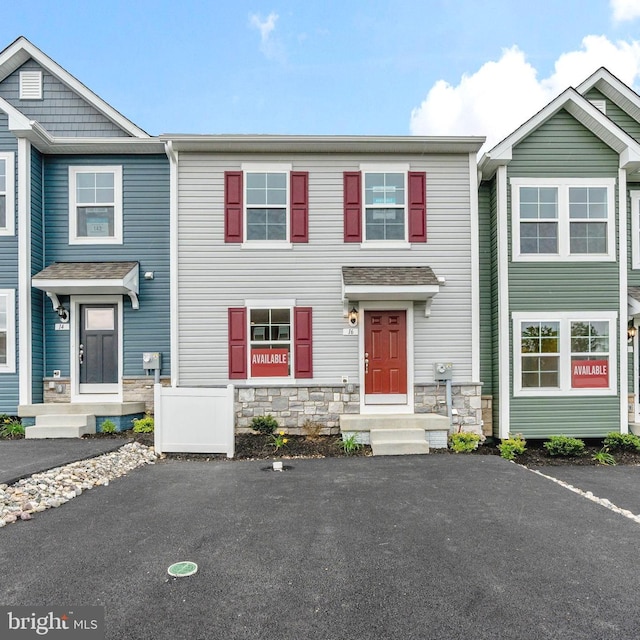 16 Angus Dr, Hanover, PA 17331 - multi unit property featuring stone siding