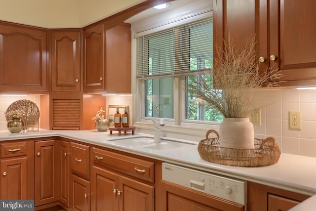 7 Brookside Cir, Myerstown, PA 17067 - kitchen featuring light countertops, decorative backsplash, dishwasher, and a sink